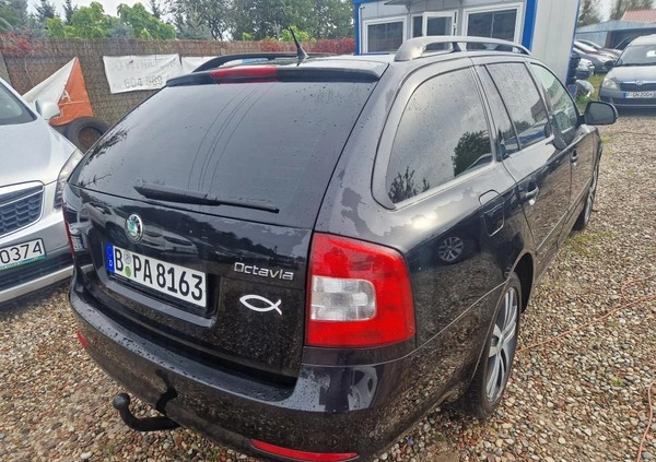 Skoda Octavia cena 22300 przebieg: 170000, rok produkcji 2012 z Mikołajki małe 121